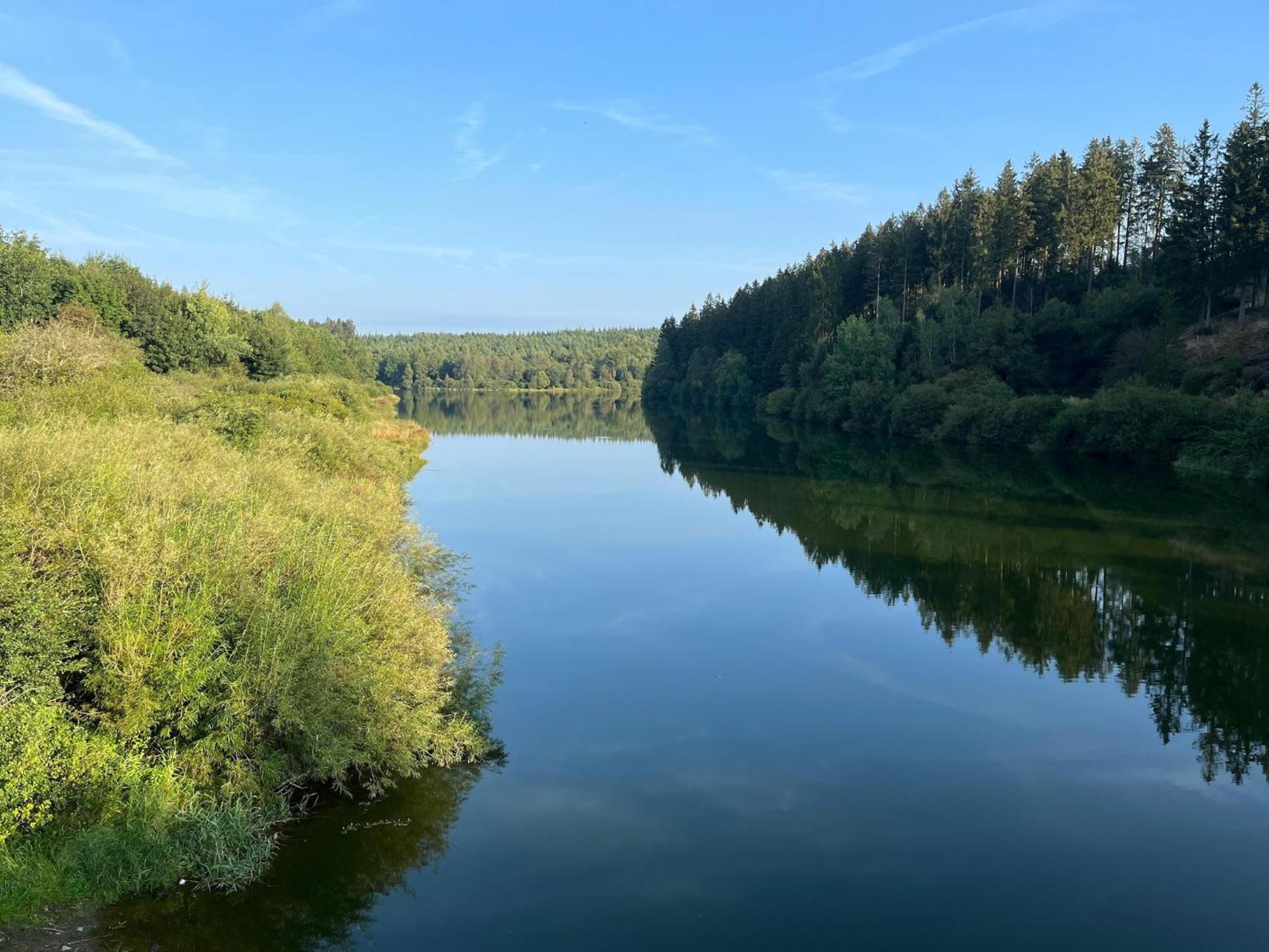 Boutique Chalet In B Llingen Near Lake Wirtzfeld Экстерьер фото