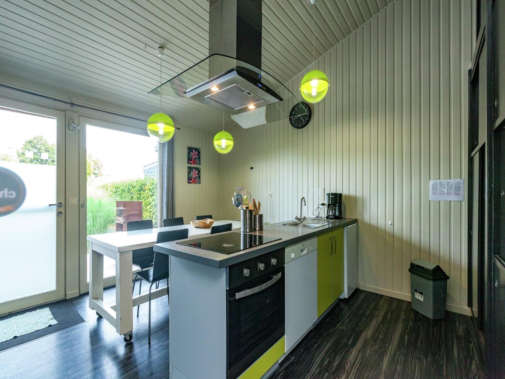 Boutique Chalet In B Llingen Near Lake Wirtzfeld Экстерьер фото